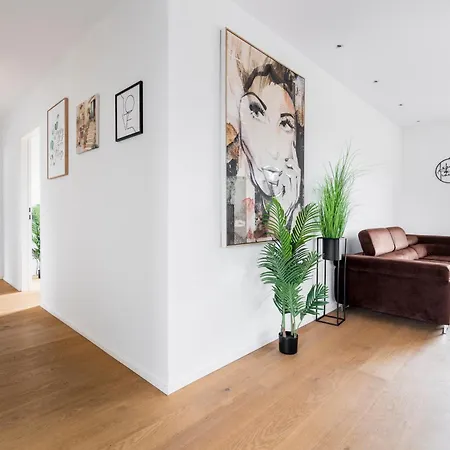 Homy Diamant - Penthouse In Feldkirch, Grenznaehe Und Doch Zentral アパート *